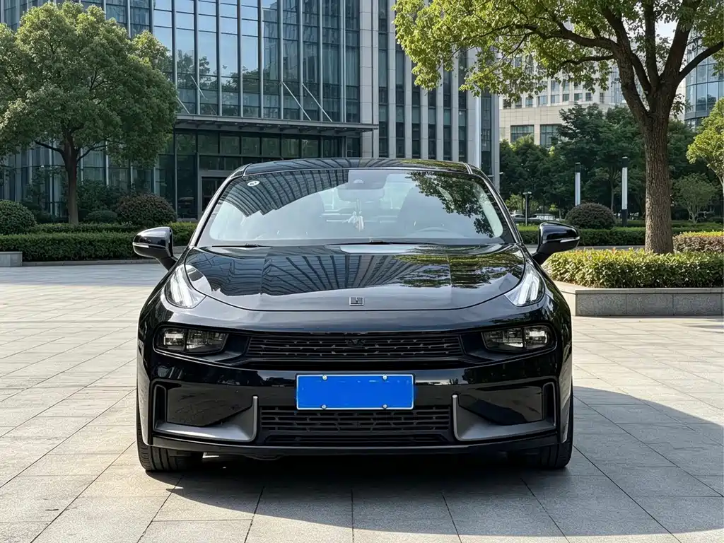Lynk & Co 03 — миниатюра 2
