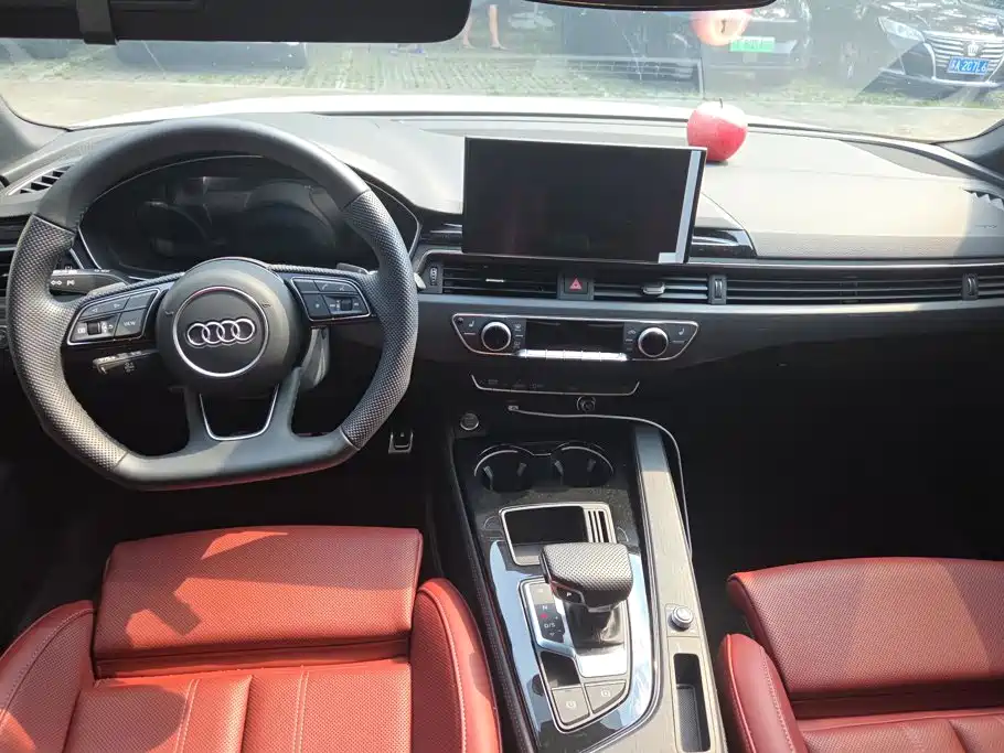 Audi A4L — миниатюра 12