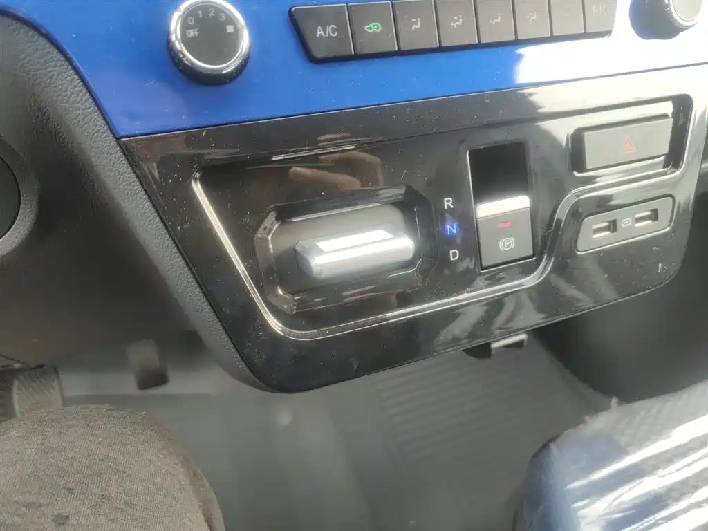 Dongfeng EM27 — миниатюра 14