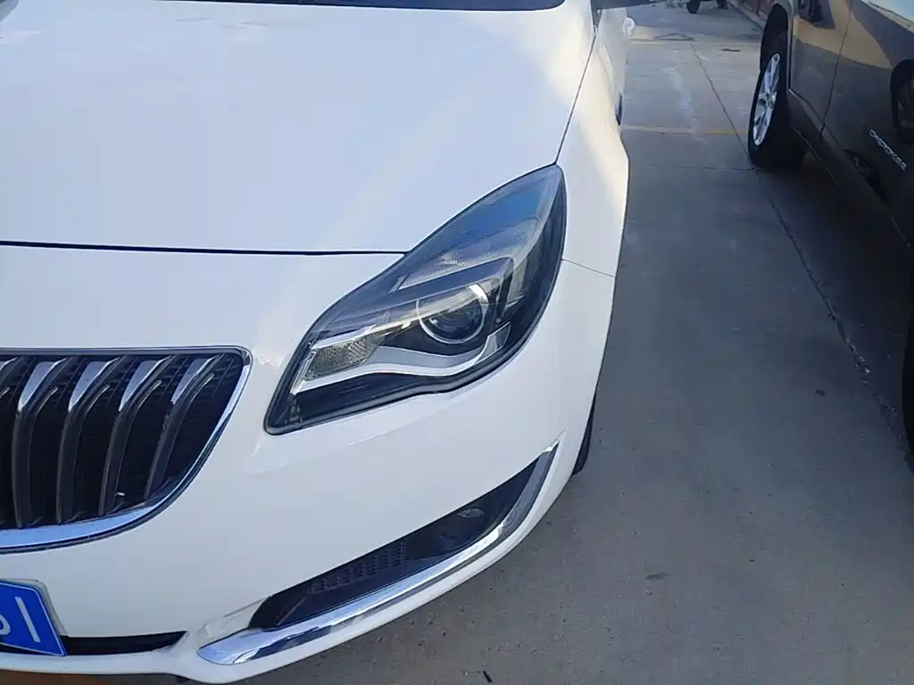 Buick Regal — миниатюра 24