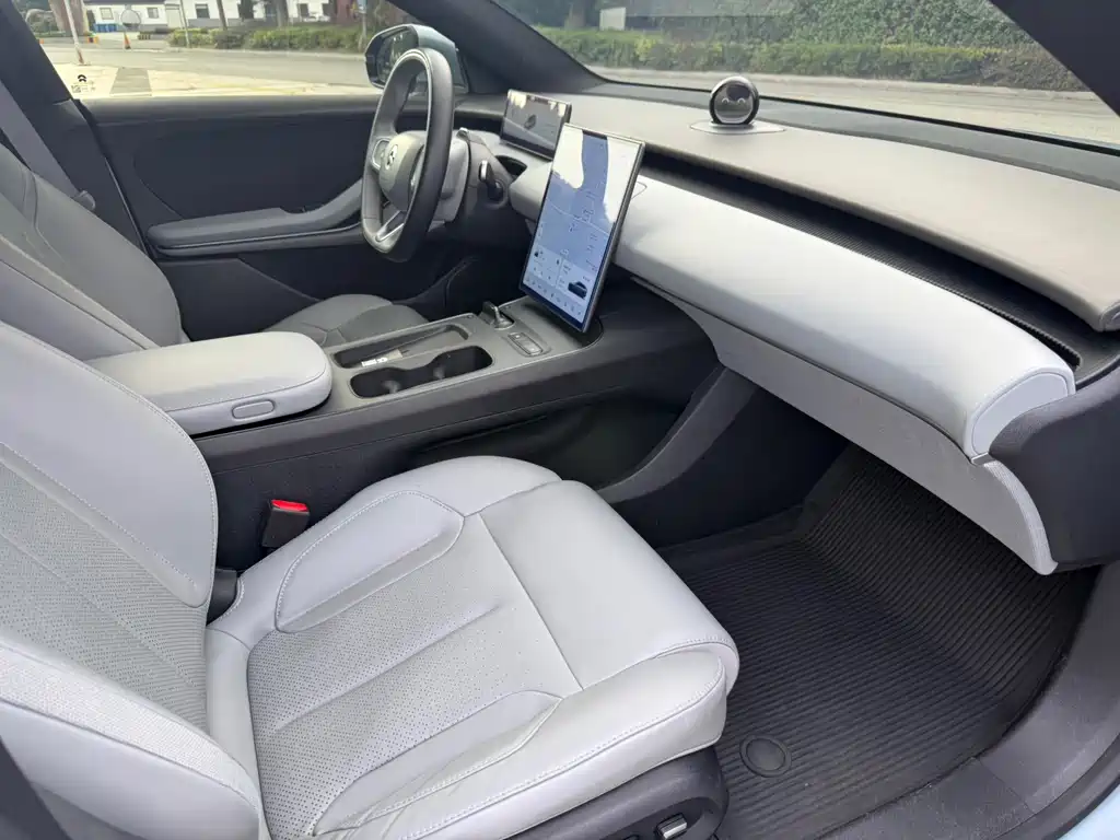 NIO ET5T — миниатюра 6
