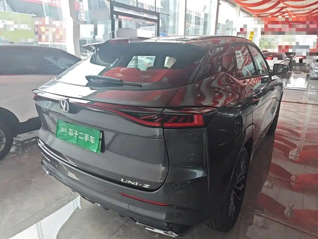 Changan UNI-Z New Energy — миниатюра 7