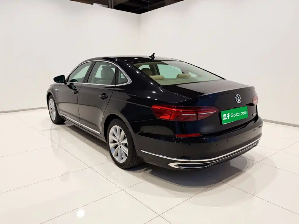 Volkswagen Passat — миниатюра 5