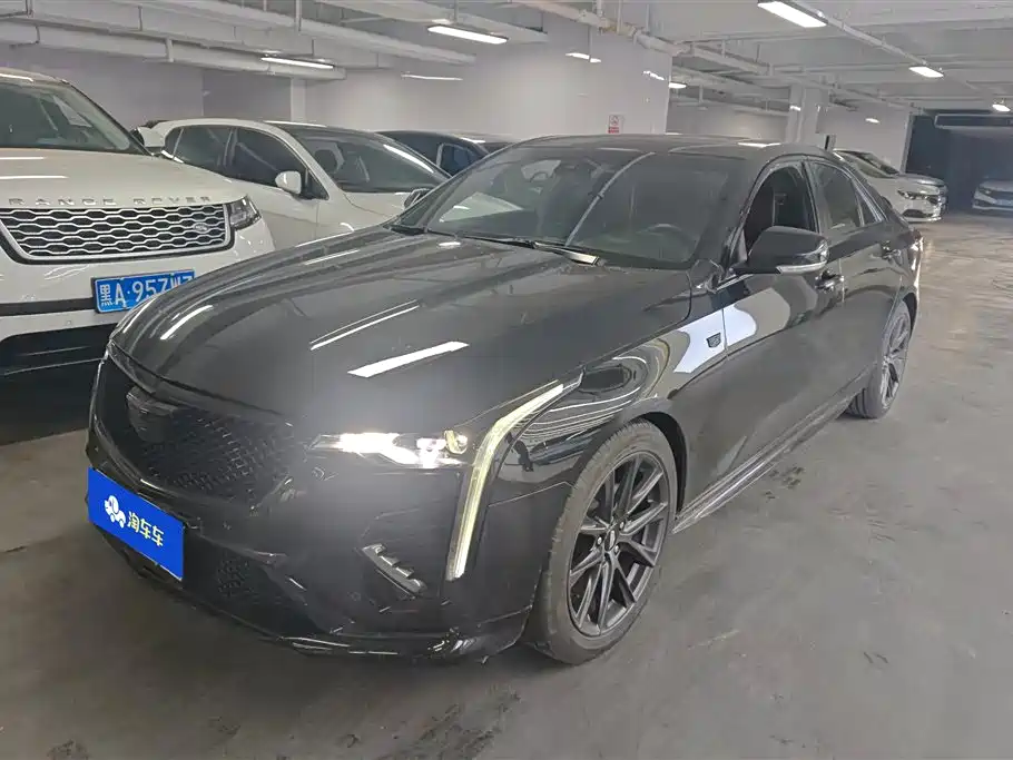 Cadillac CT4 2022