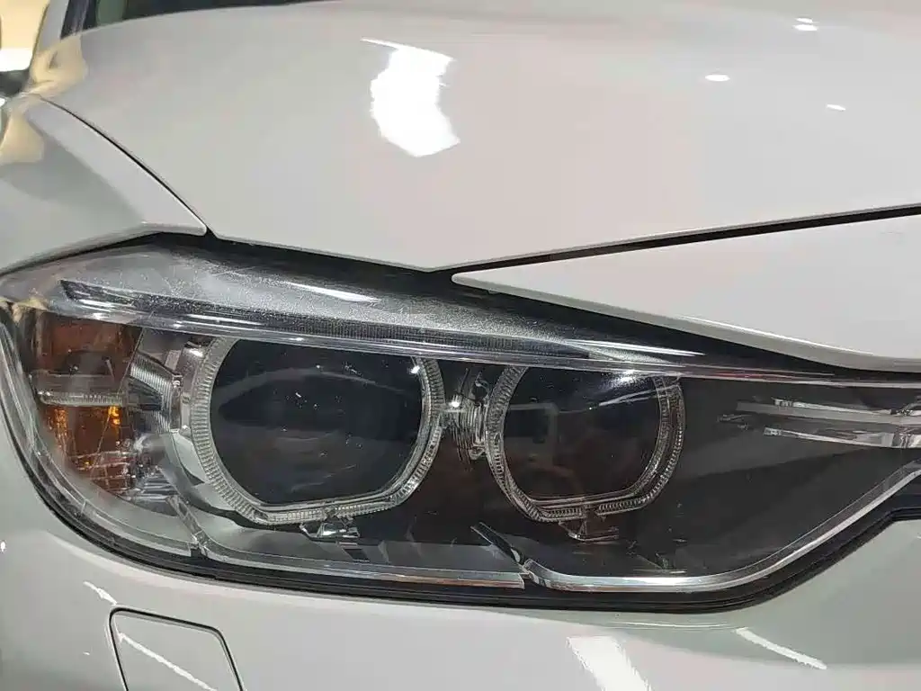 BMW 3 Series — миниатюра 14