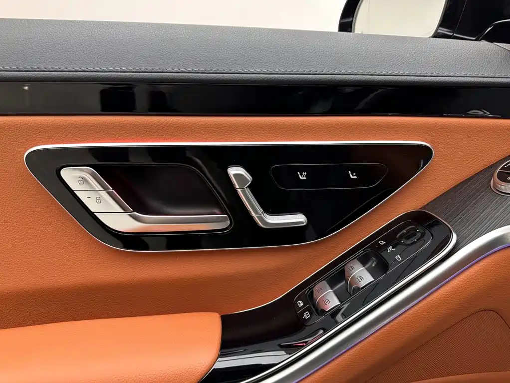 Mercedes-Benz S-Class — миниатюра 15