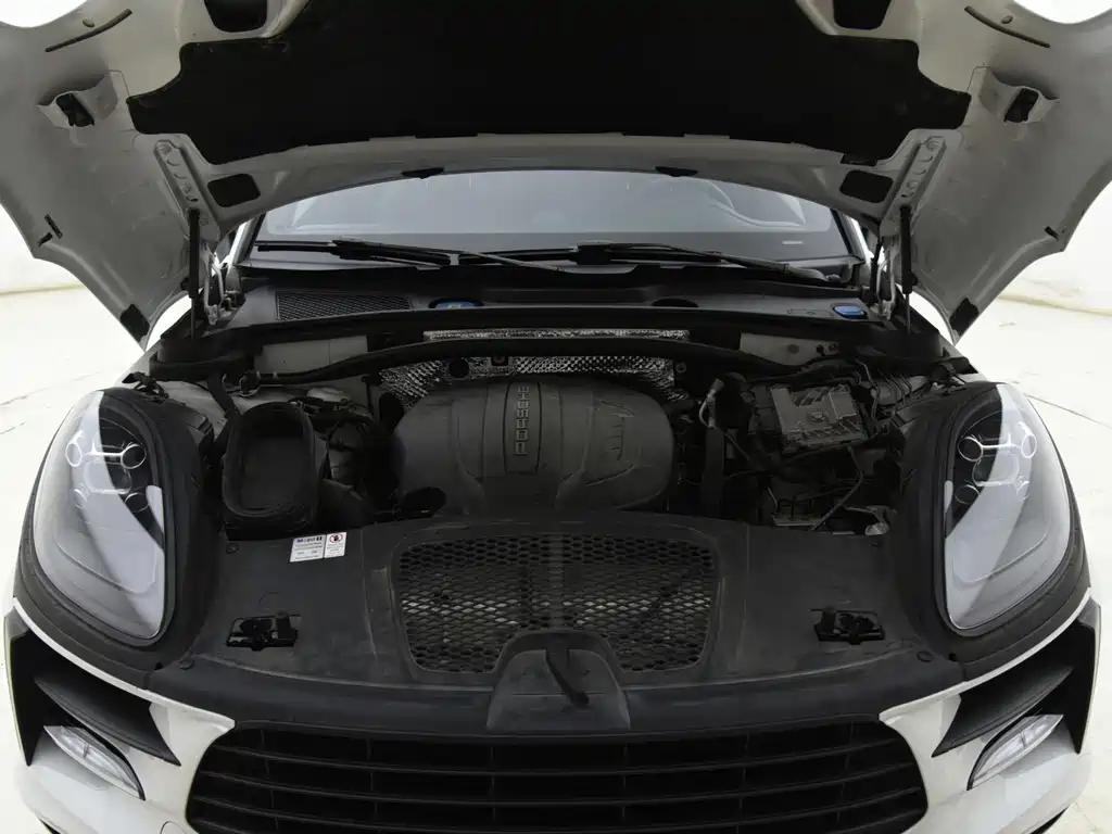 Porsche Macan — миниатюра 36