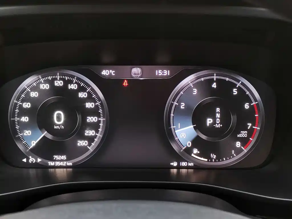 Volvo XC40 2021 T4 Fashion