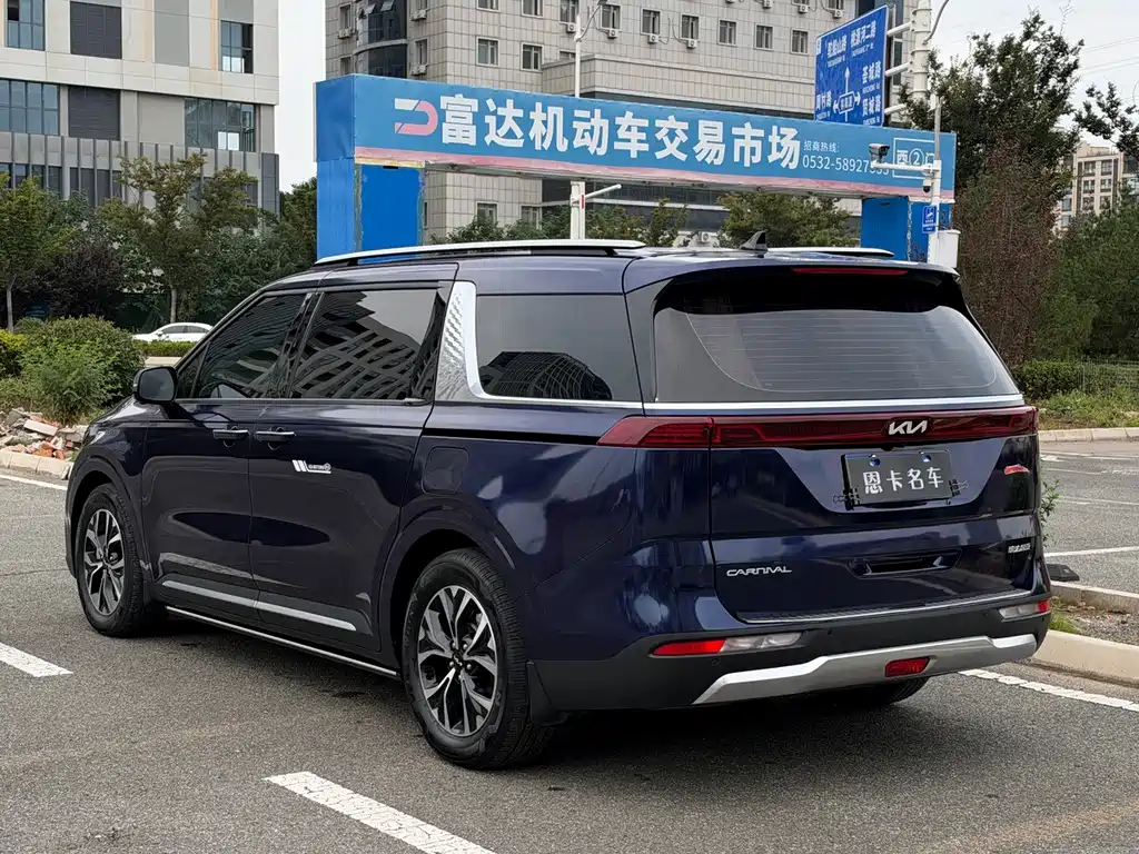 Kia Carnival — миниатюра 7