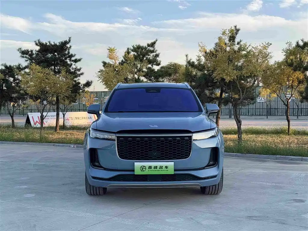 Li Auto Li ONE — миниатюра 2