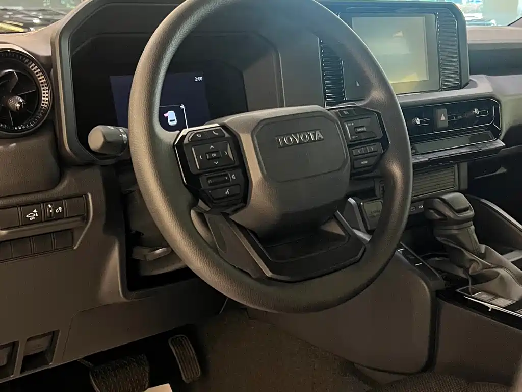 Toyota Prado (Import) — миниатюра 4