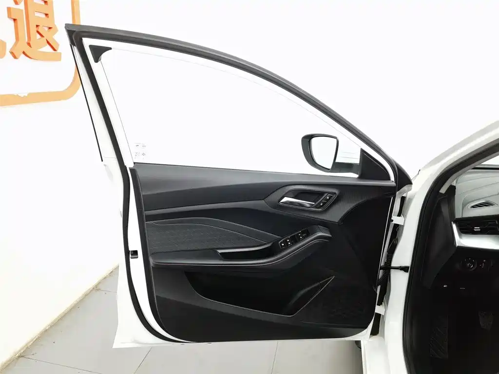 MG 5 2021 180DVVT MT Luxury