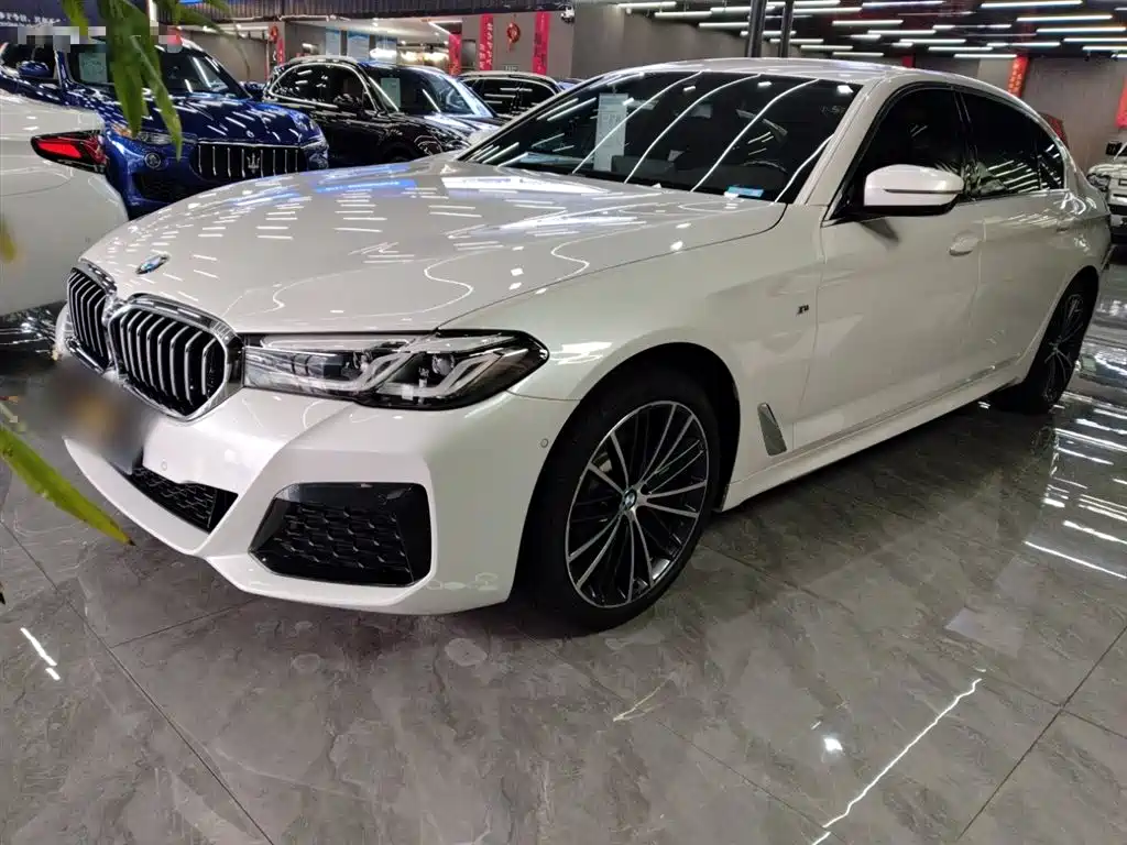 BMW 5 Series 2023