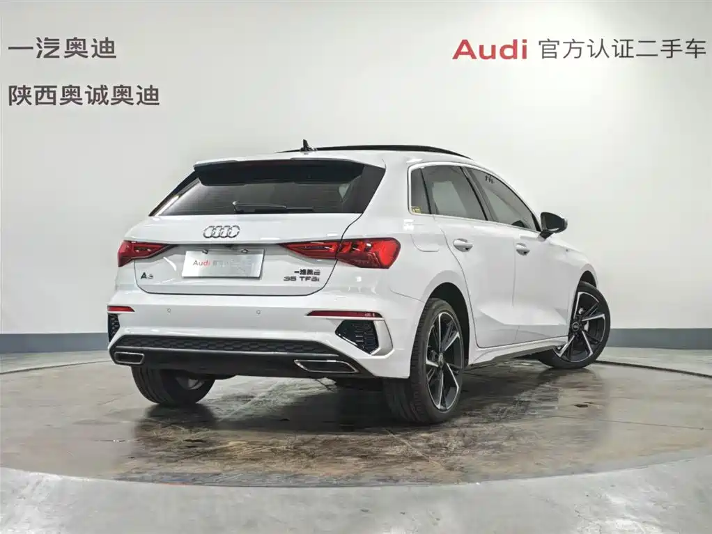 Audi A3 2023 Sportback 35 TFSI Fashion Sport