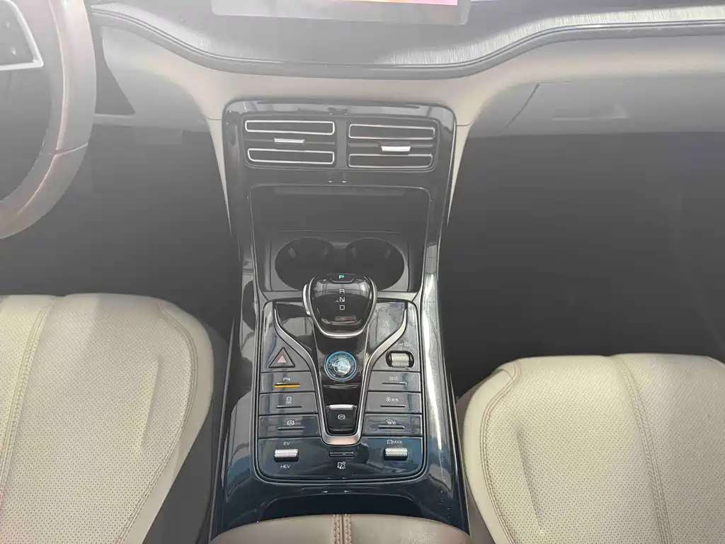 BYD Qin PLUS — миниатюра 9