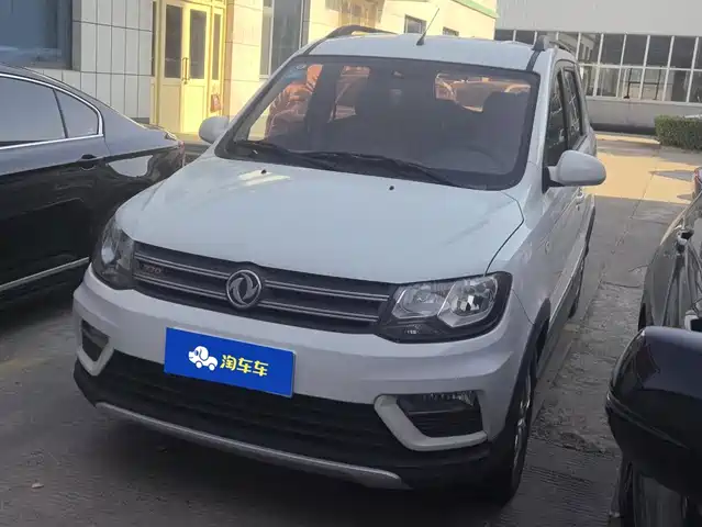 Dongfeng Fengon Fengon 370