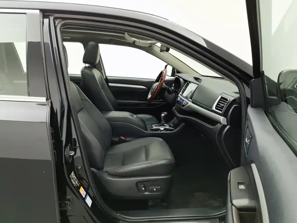 Toyota Highlander — миниатюра 23