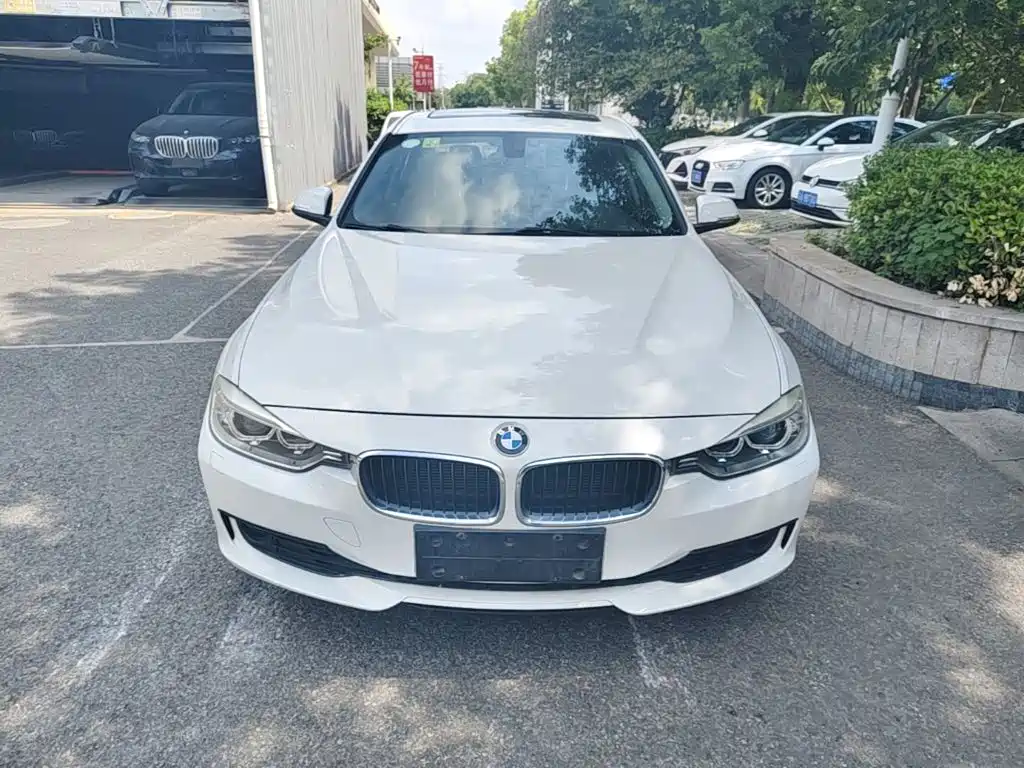 BMW 3 Series — миниатюра 3