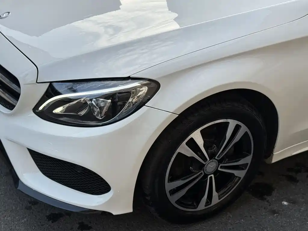 MERCEDES-BENZ C CLASS