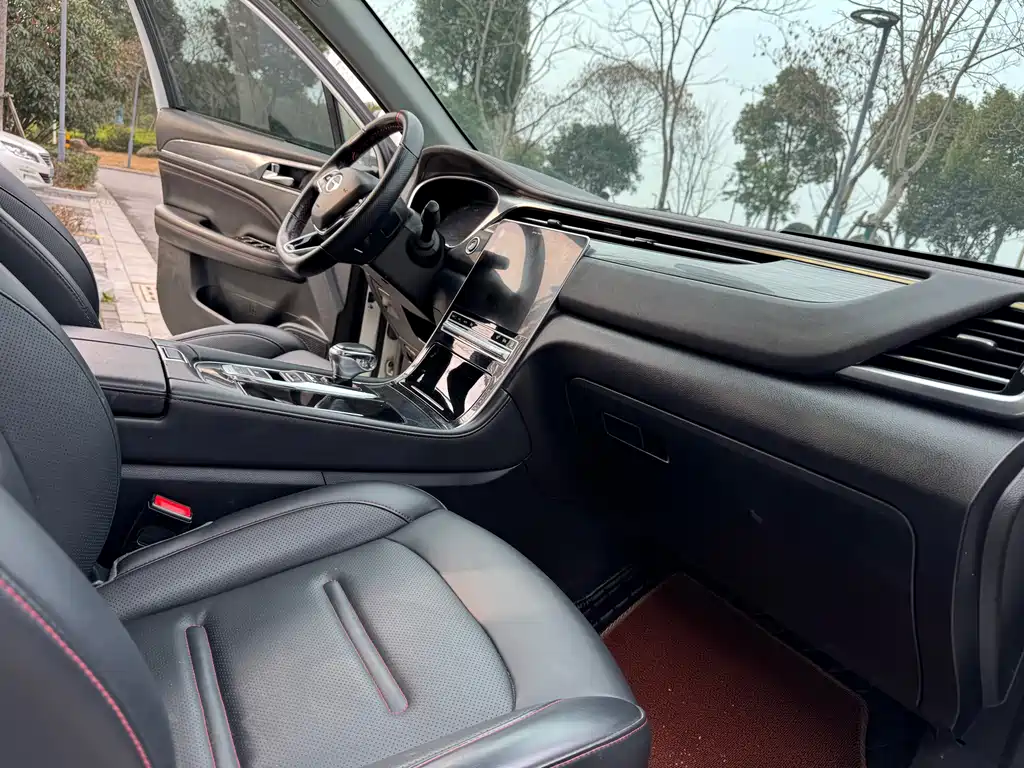 GAC TRUMPCHI GS4 PLUS