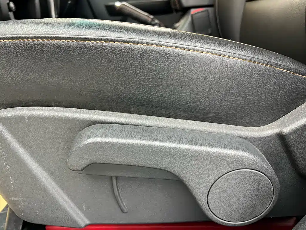 BAIC BJ40 2016 40L 2.3T AT Premium