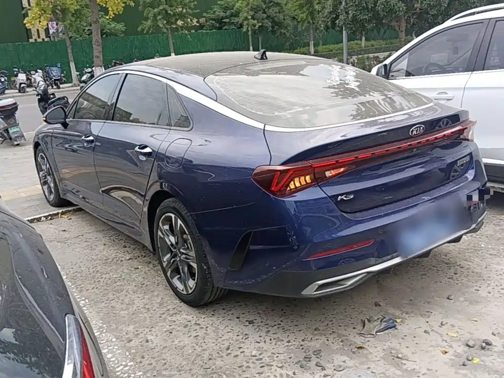 Kia K5 — миниатюра 5