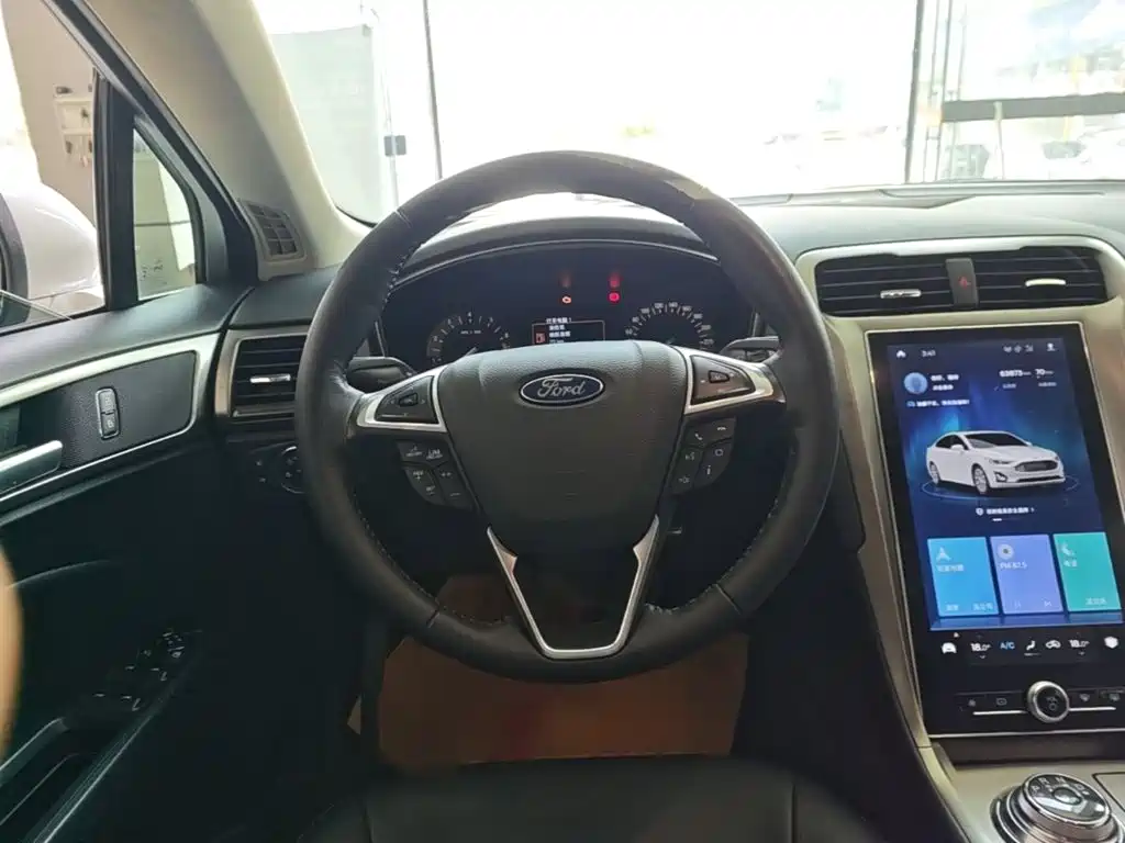 Ford Mondeo — миниатюра 11