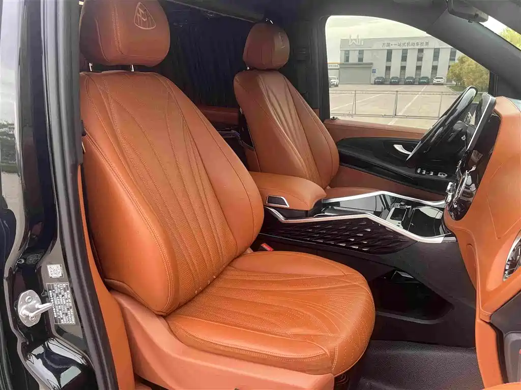 Mercedes-Benz Vito — миниатюра 11