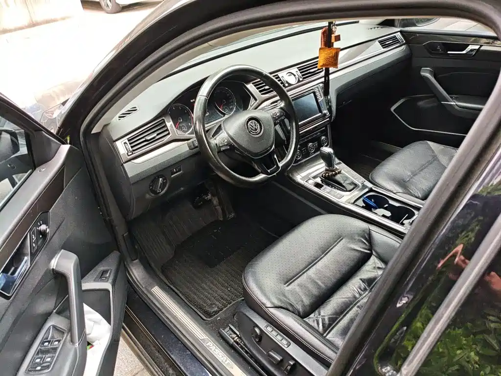Volkswagen Passat — миниатюра 14