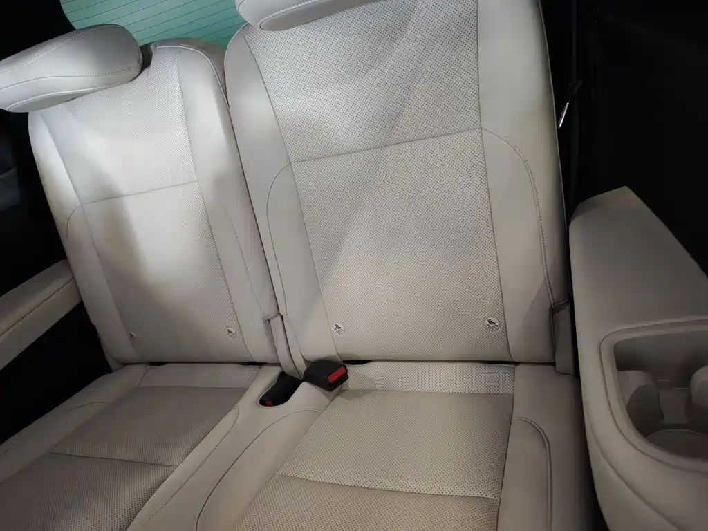 Li Auto Li L8 — миниатюра 6