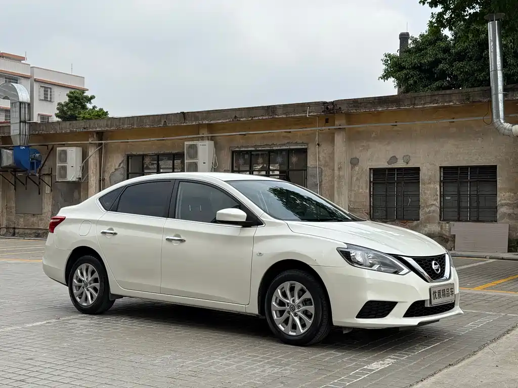 NISSAN XUAN YI