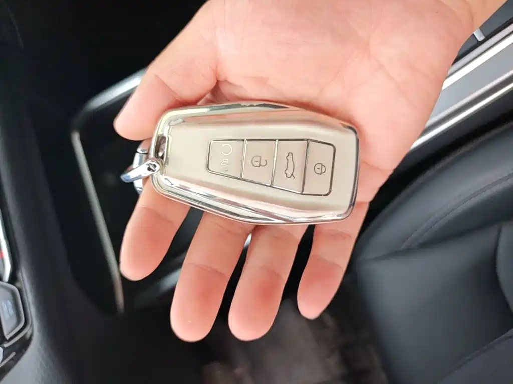Geely Emgrand — миниатюра 9