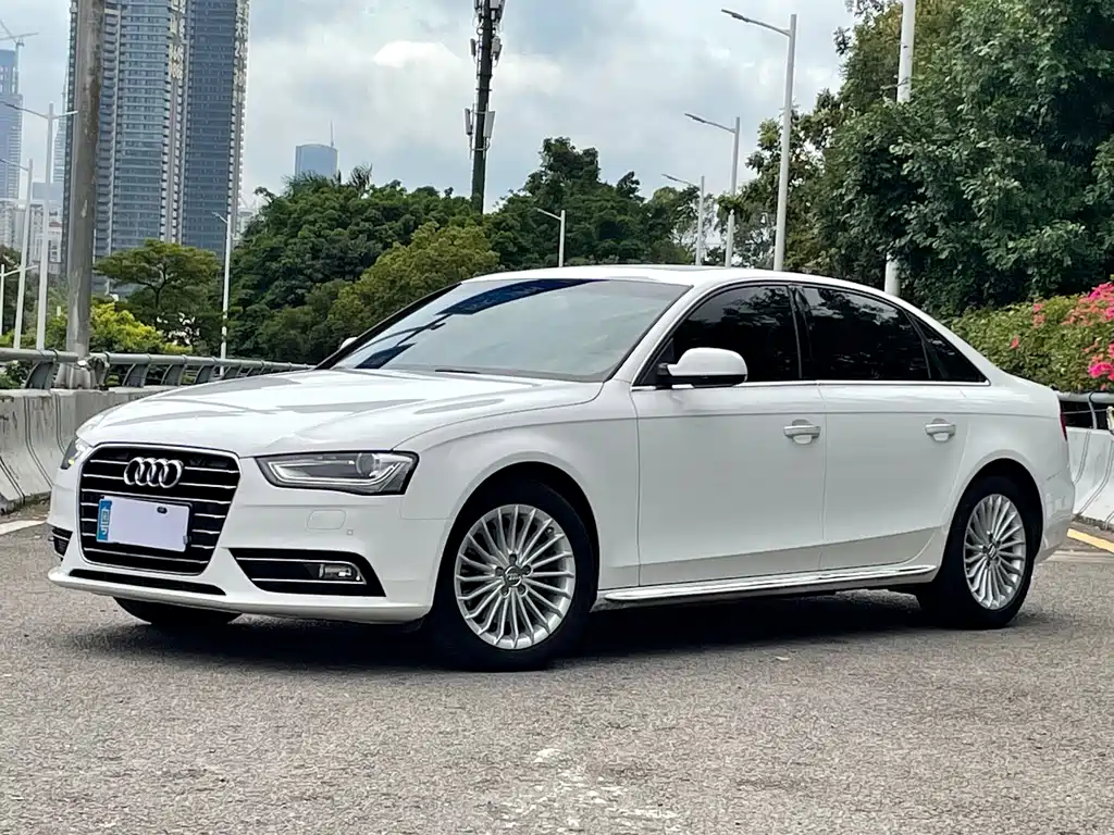 Audi A4L 2016