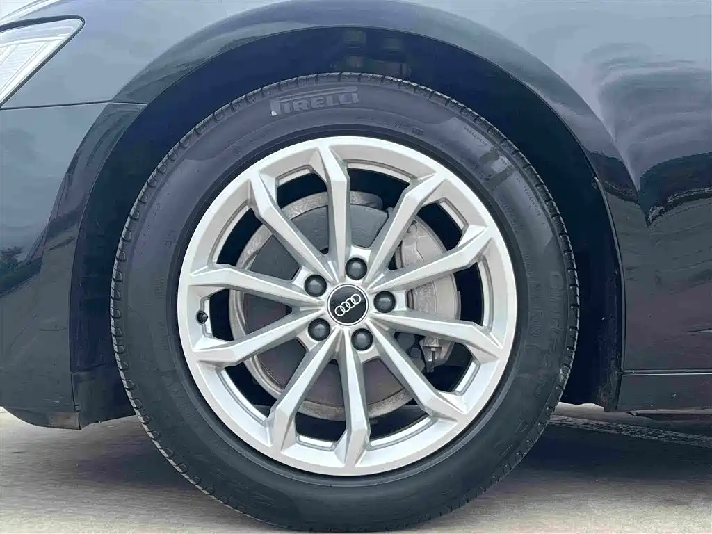 Audi A6L — миниатюра 5