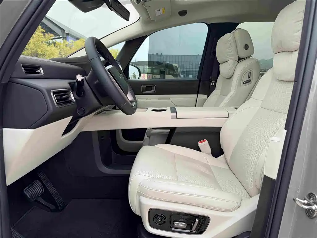 Li Auto Li MEGA — миниатюра 4
