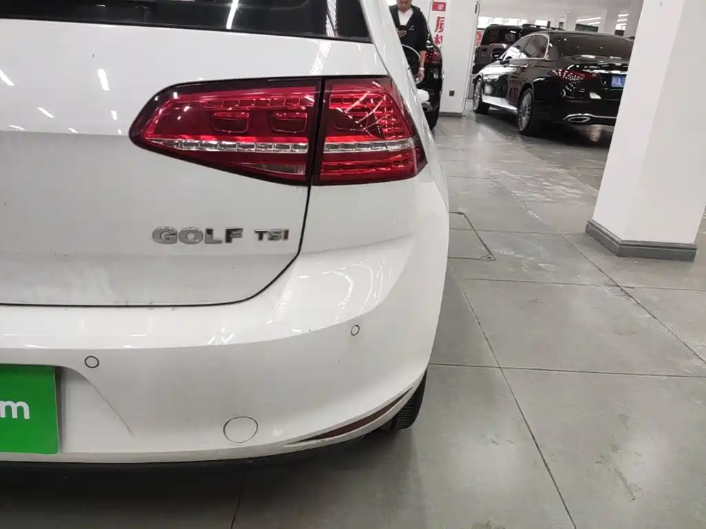 Volkswagen Golf — миниатюра 8