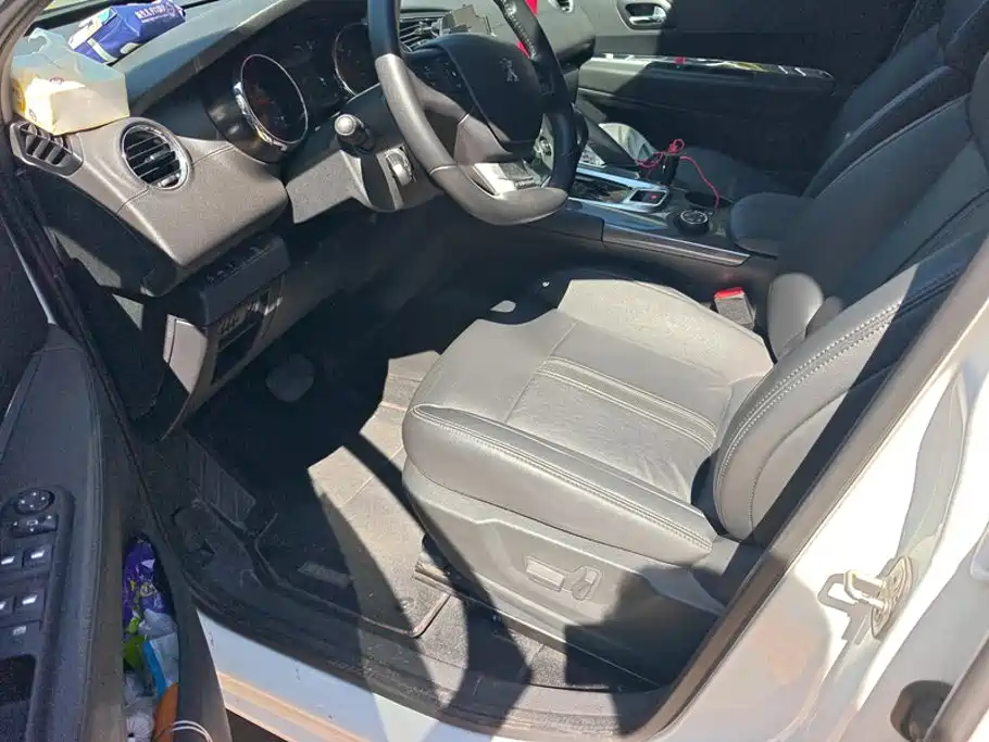 Peugeot 3008 — миниатюра 9