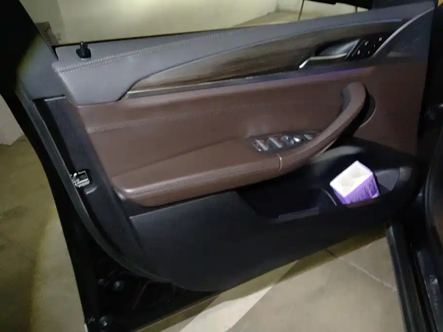 BMW X3 — миниатюра 7