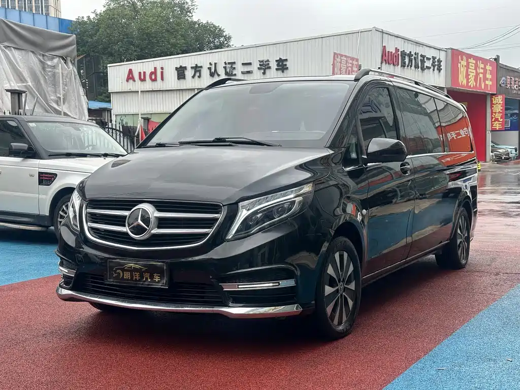 MERCEDES-BENZ VITO