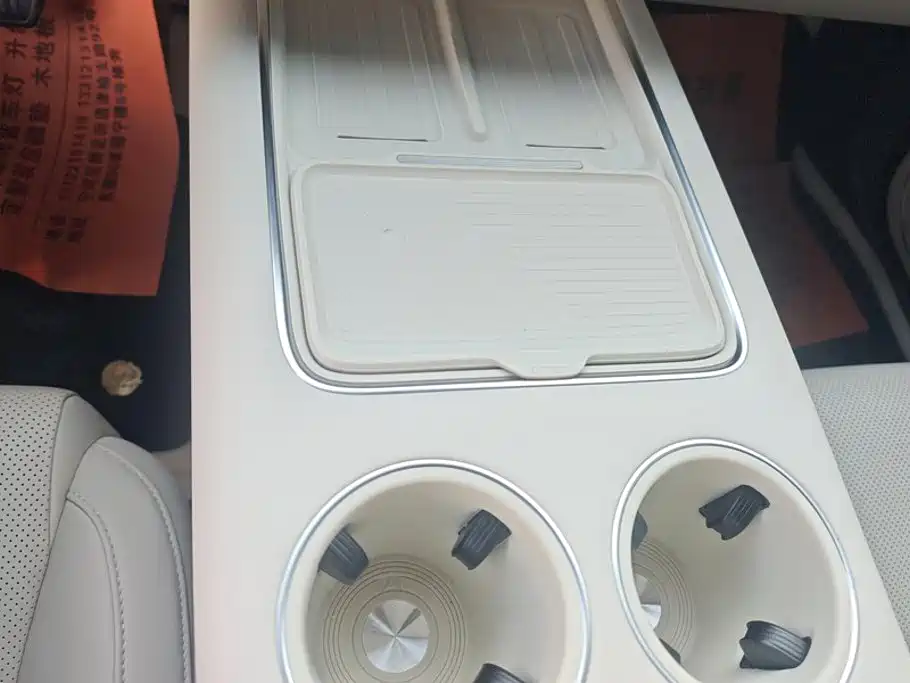 Li Auto Li L6 — миниатюра 16