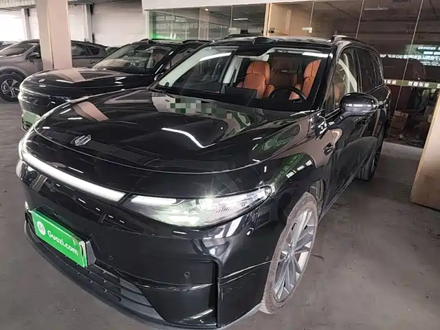 2025 Leapmotor C16