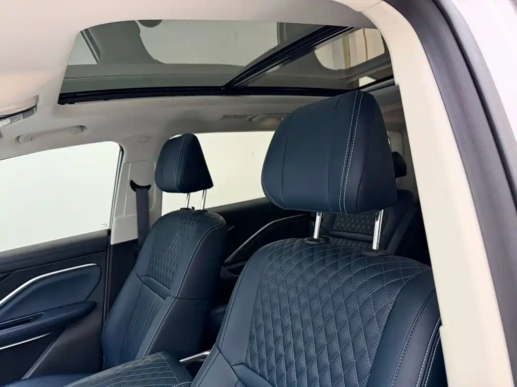 Geely Jia Ji — миниатюра 19