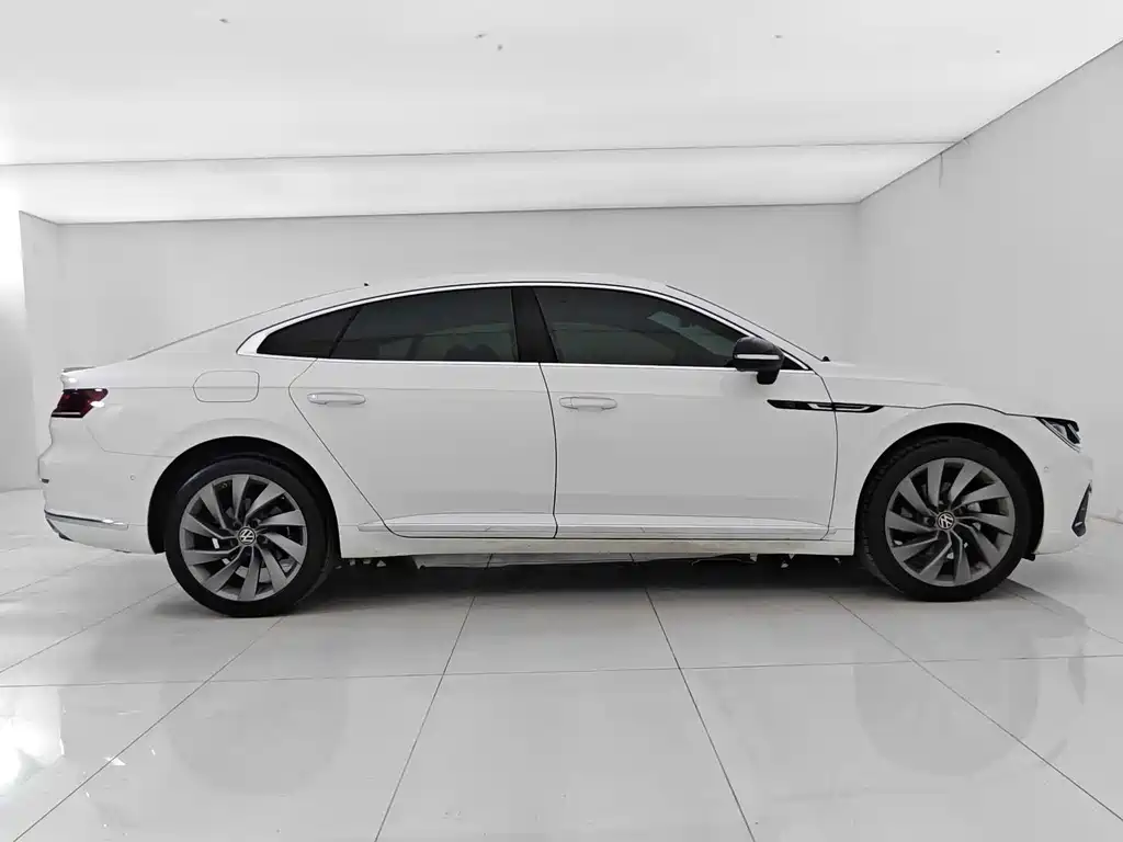 Volkswagen CC 380TSI Eye-catching Joy for All Model, фото 7