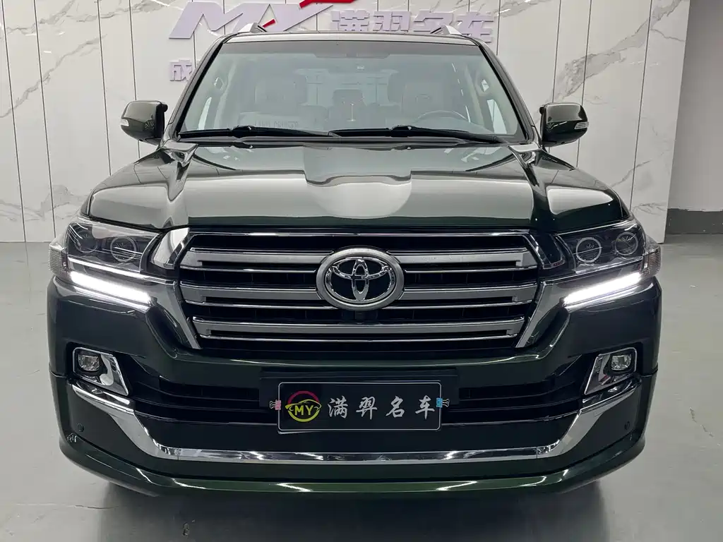 Toyota Land Cruiser 2013
