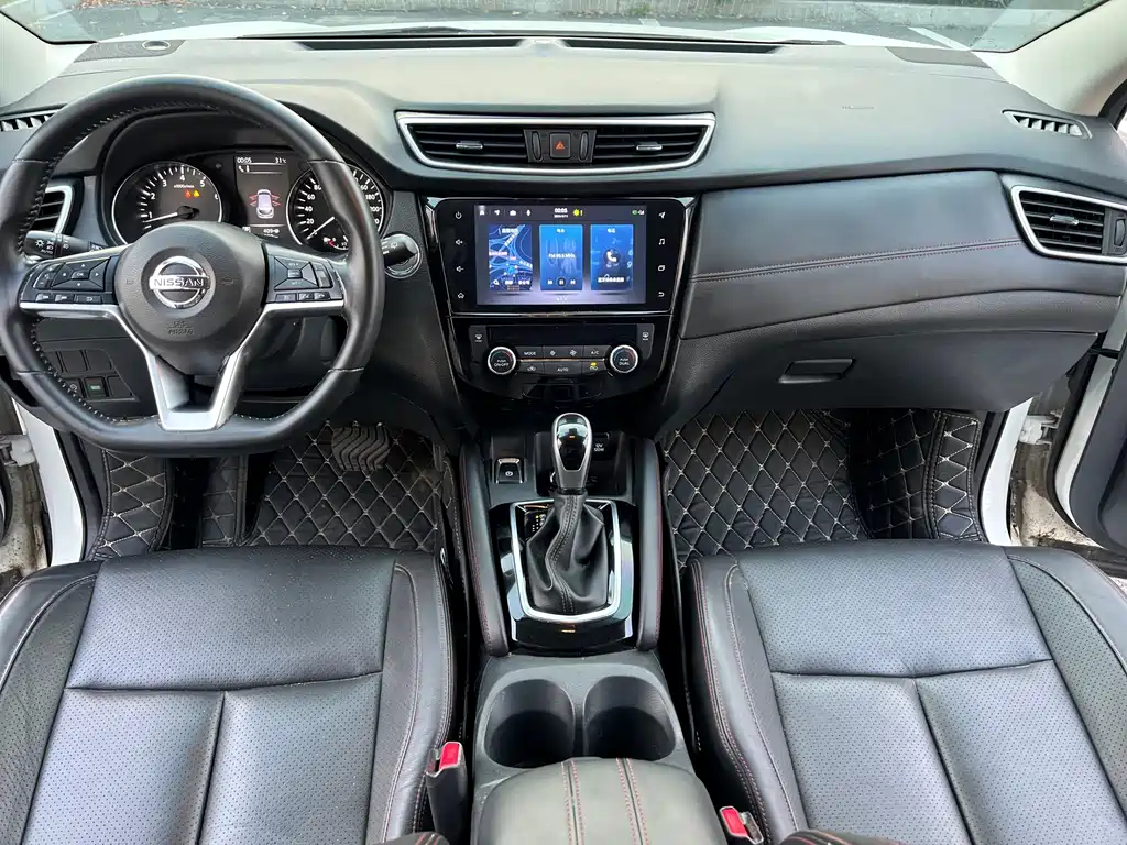 Nissan Qashqai — миниатюра 9