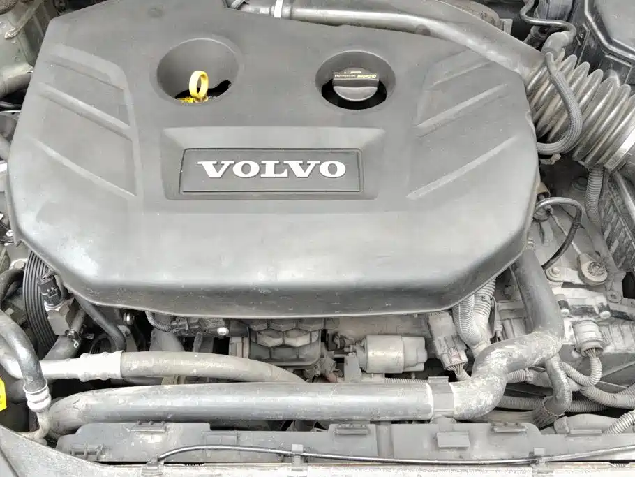 Volvo S60 (Import) — миниатюра 10