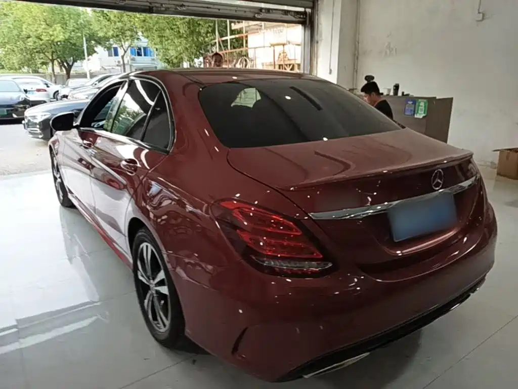 Mercedes-Benz C-Class — миниатюра 5