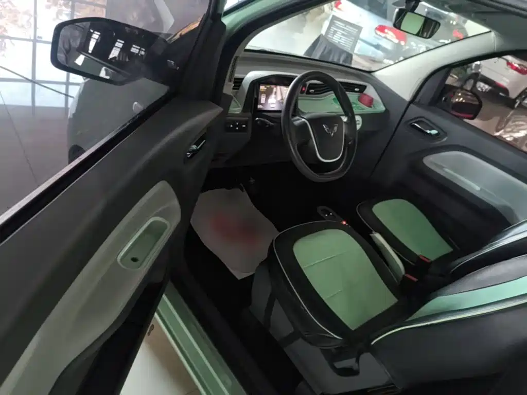 Wuling MINIEV — миниатюра 16