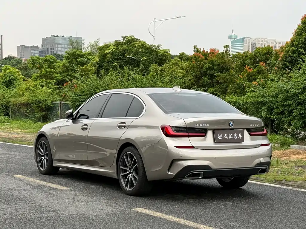 BMW 3 Series — миниатюра 8