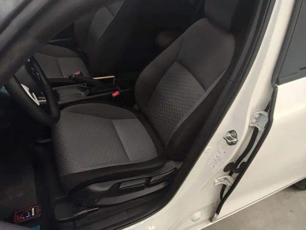 Honda Fit — миниатюра 15
